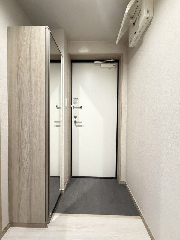 robot home 北綾瀬(ロボットホームキタアヤセ)の玄関