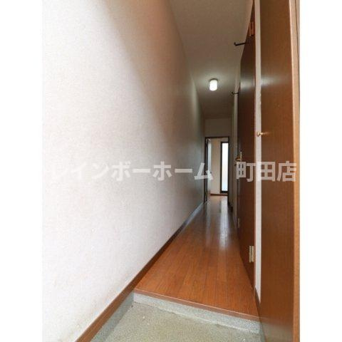 アンプルール　ブワ　Ogawa　１※初期費用分割あと払いサービス利用可能物件の玄関