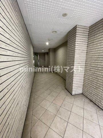 ドエル心斎橋のエントランス