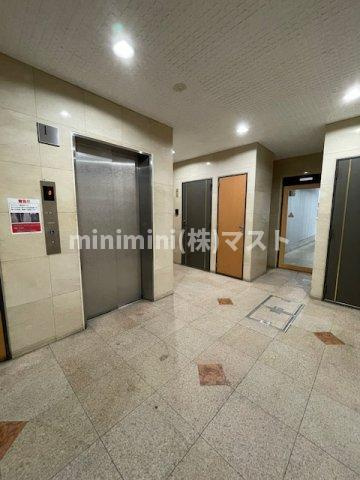 ドエル心斎橋のロビー