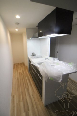 セレニテフラン野田阪神駅前のキッチン