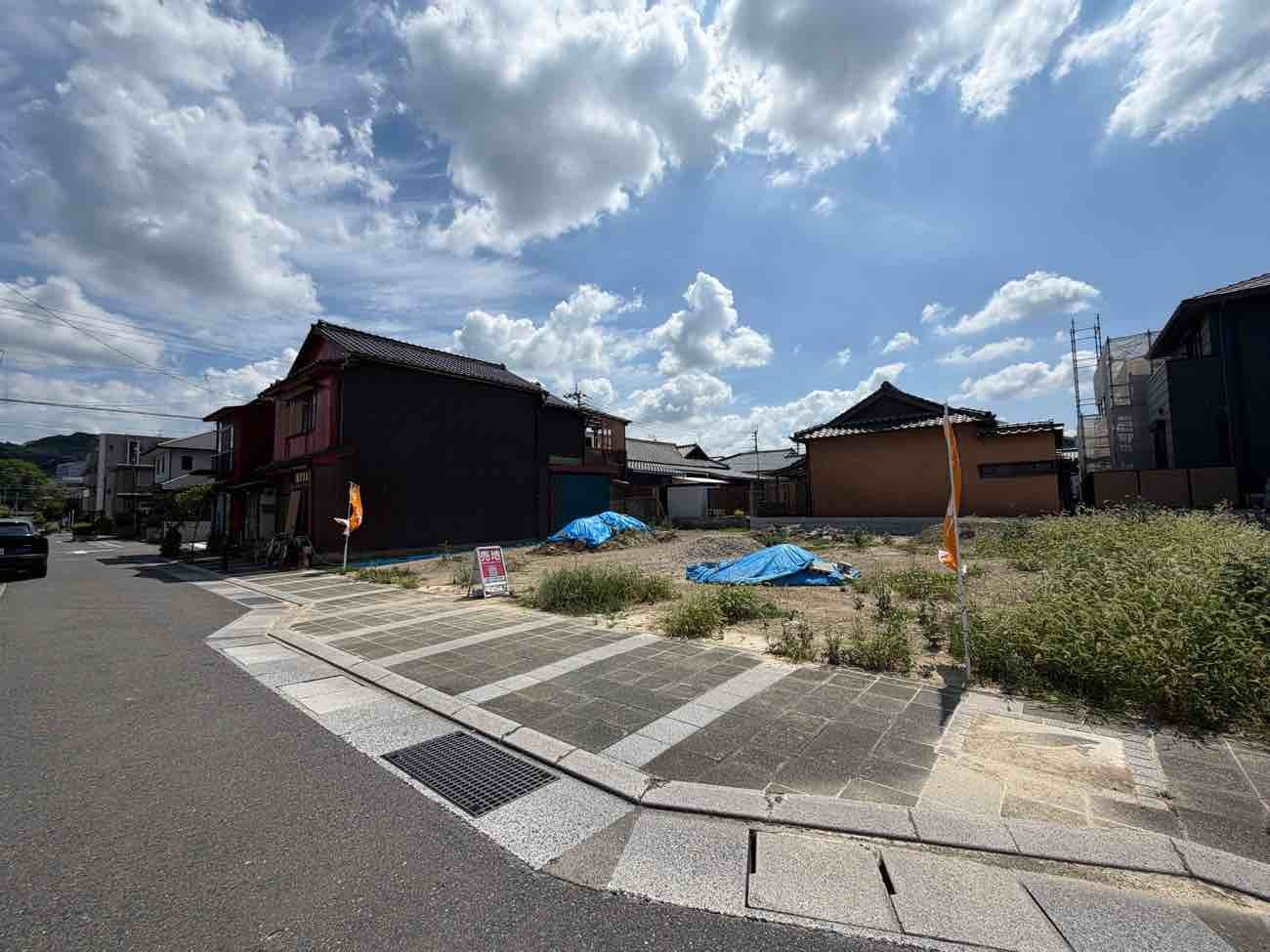 石坪町（3期）の前面道路含む現地写真|現地（2026年7月25日）撮影