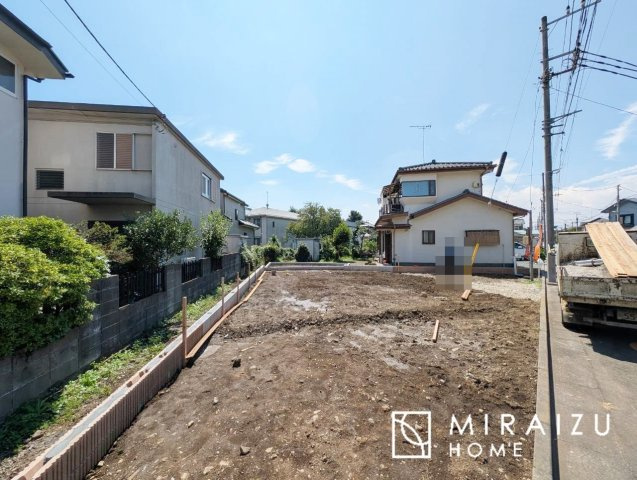 【前面道路含む現地写真】 | 贅沢な暮らしにぴったり設備が魅力♪家事導線の良い水回りで毎日綺麗家事もラクラク♪早朝、夜間問わず現地見学＆周辺環境ご案内致します♪