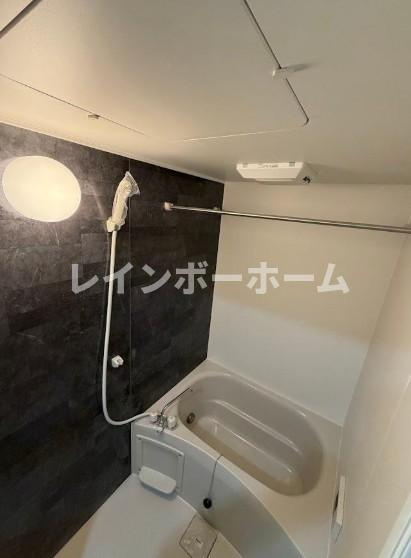 ソレイユ北砂の浴室