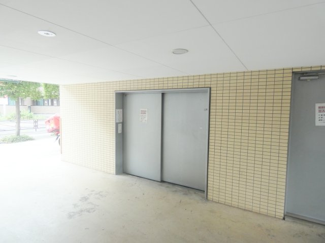 クレッセント武蔵小杉グランディズ壱番館