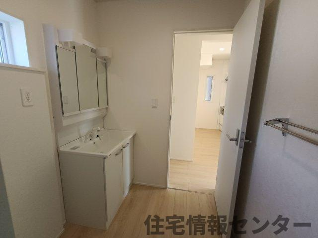クレイドルガーデン周南市温田第1　2号棟の独立洗面台