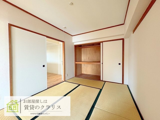 エルフィン井上の内装