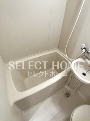【浴室】 | Ａｉコンフォート小豆坂 | ゆったり過ごせるお風呂です
同型タイプ