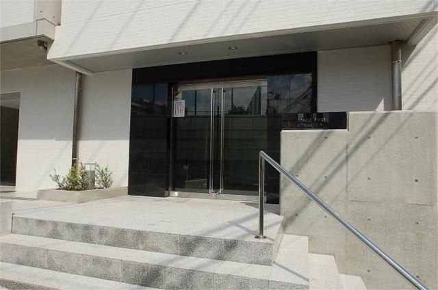 ステージファースト後楽園のエントランス