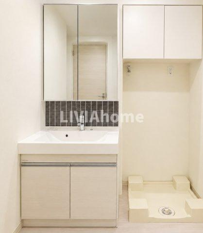 港区芝１丁目の賃貸マンションの独立洗面台|同シリーズの参考写真です。実際の設備・内装は現況を優先とさせていただきます。