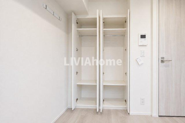 港区芝１丁目の賃貸マンションの収納|同シリーズの参考写真です。実際の設備・内装は現況を優先とさせていただきます。