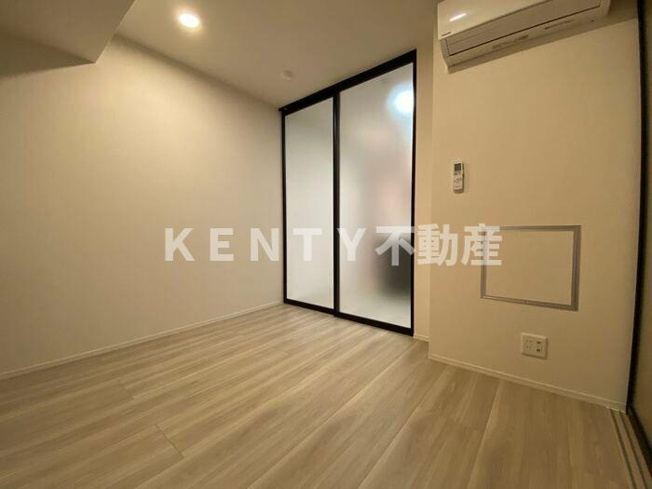 【寝室】 | セレスティア中央 Ⅱ | 落ち着いて過ごせるお部屋なので、寝室にいかがでしょうか