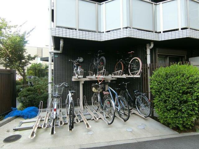 アリーチェ中野富士見町のその他|駐輪場