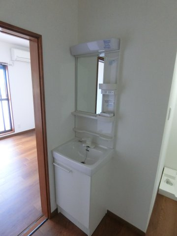 ラベンダーコートの洗面所|他のお部屋の参考写真となります。