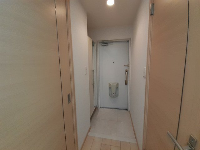 ウィンザー越水の玄関