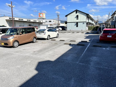 【駐車場】 | グリーンタウン杉原