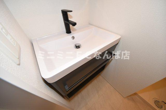 セレニテ難波リアン