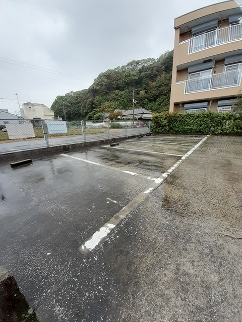 セレニオンハイツの駐車場|駐車場