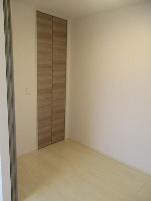 D-room F.京町の収納
