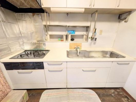 【中古】坂戸市泉町中古住宅のキッチン