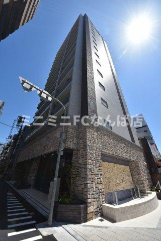 ラクラス本町東の外観