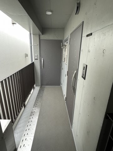 調布市布田１丁目の賃貸マンションの玄関|※他部屋参考写真