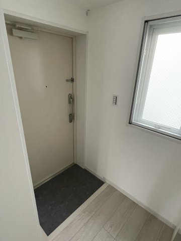 調布市布田１丁目の賃貸マンションの玄関|※他部屋参考写真