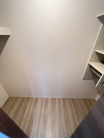 大阪市都島区網島町の賃貸マンションの収納