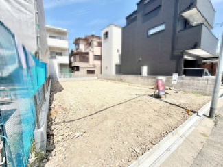 【駐車場】 | 緑ヶ丘北町２丁　新築戸建 | 【即日見学予約可能】ネット予約も受け付けております！直前でネット予約締切に間に合わない場合は、お気軽にお電話ください♪