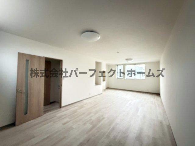 Ts BASE KAGUMACHIの洋室|広々とした洋室です