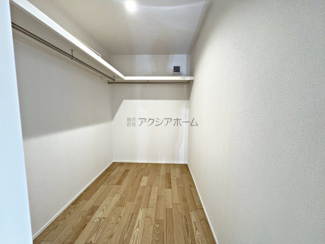所沢市北秋津・全1棟　新築一戸建　～北西角地～の寝室|2F洋室8.0帖のウォークインクローゼット