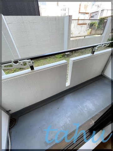 新宿区下落合３丁目の賃貸マンションのバルコニー