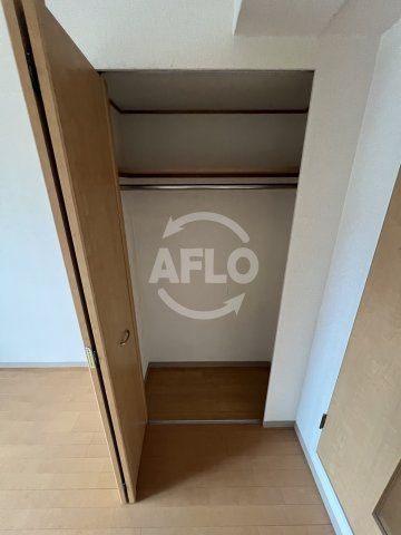 エスリード新梅田の収納|エスリード新梅田　クローゼット