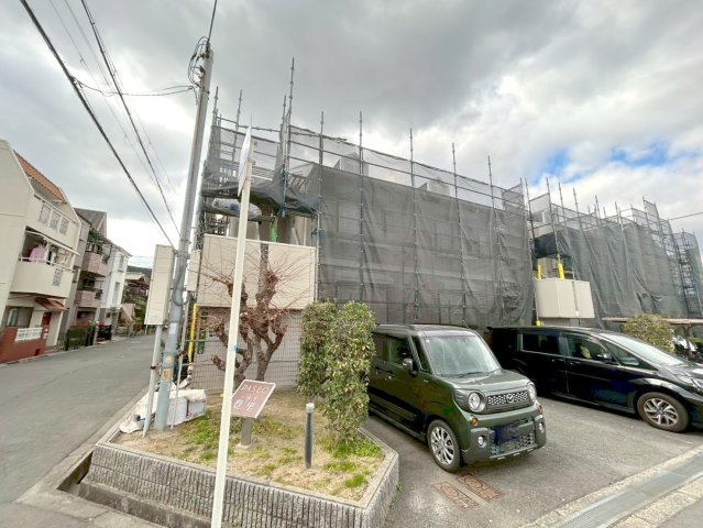 パセオ豊里の駐車場