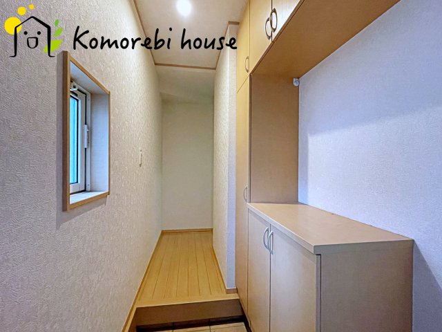 上尾市領家　1期　中古戸建の玄関|26.8.27　撮影済み