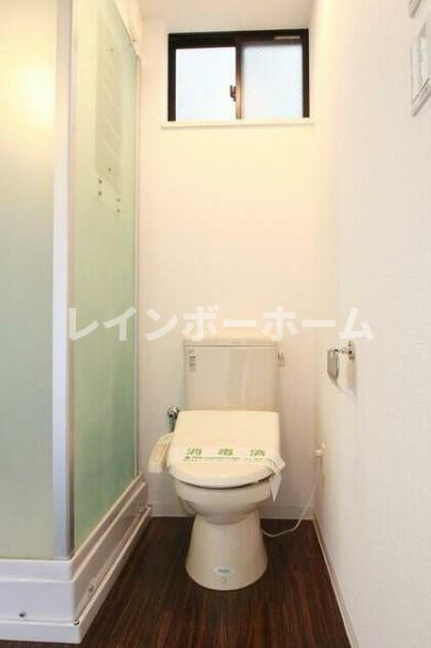 ヴィクトワール千住のトイレ