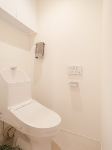 チサンマンション千石のトイレ|チサンマンション千石：ウォシュレット機能付きトイレです！