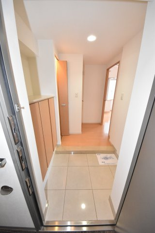 ベルファース大阪新町の玄関