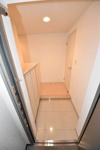ベルファース大阪新町の玄関