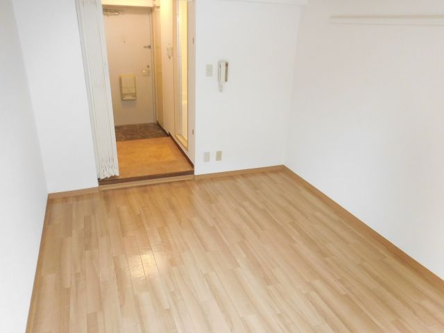 高槻市富田町１丁目の賃貸マンションの洋室