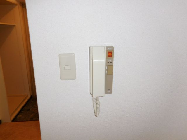 高槻市富田町１丁目の賃貸マンションのセキュリティ