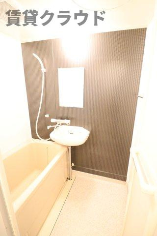 エトワール末広町の浴室|お風呂で日々の疲れを落としましょう