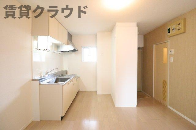 エトワール末広町の居間・リビング|お気軽にお問い合わせください♪