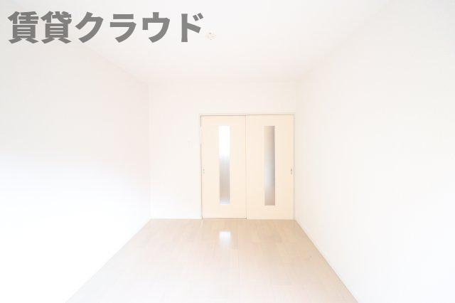 エトワール末広町の洋室|個人の部屋や寝室として使える洋室です