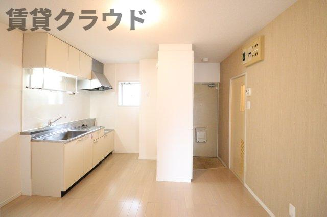 エトワール末広町の居間・リビング|ゆったりとした居間です