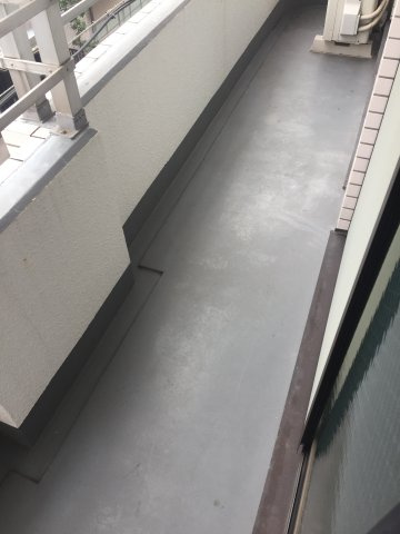 ユーコート住吉のバルコニー