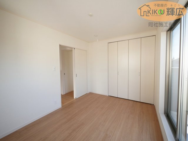 姫路市第9下手野（全3棟）3号棟の寝室|同社施工例です。