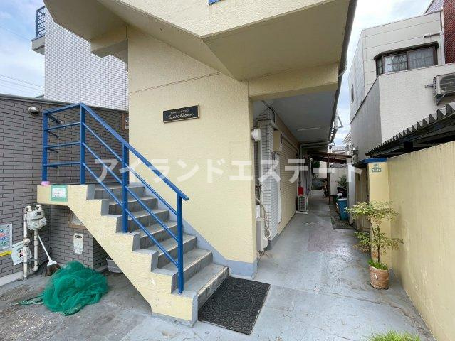 アイディールマンション　閑静な住宅街　シューズボックスのロビー