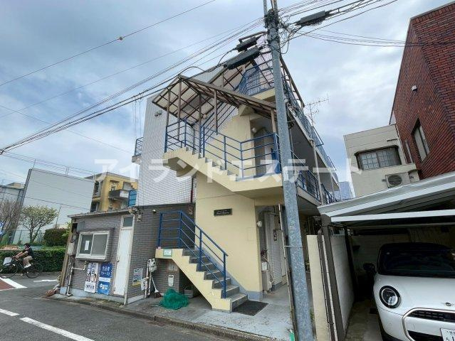 アイディールマンション　閑静な住宅街　シューズボックスのエントランス