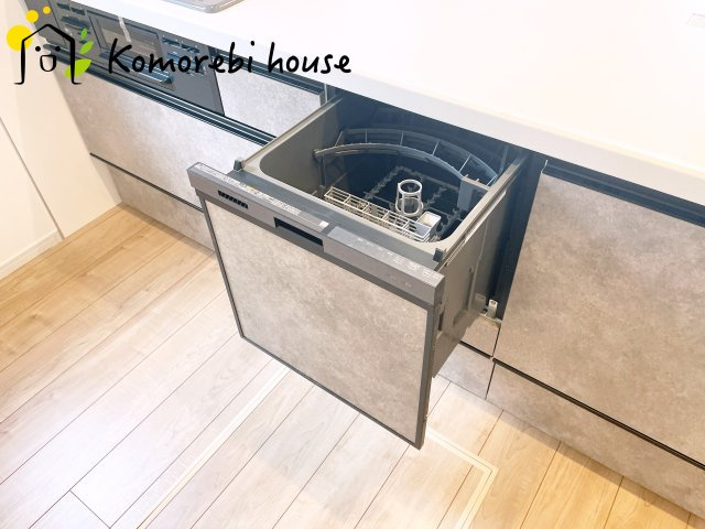 さいたま市大宮区上小町　13期　新築一戸建て　KEIAI GRACE　01のキッチン|お料理しやすいキッチンです